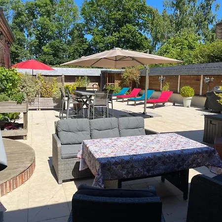 Le Jardin Des Roses Bed & Breakfast